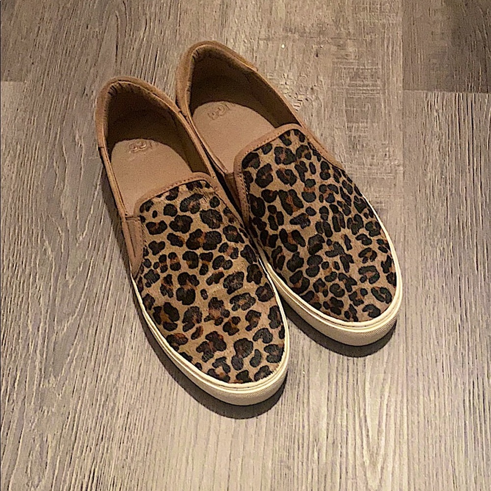 UGG slipon’s for Women, size 10